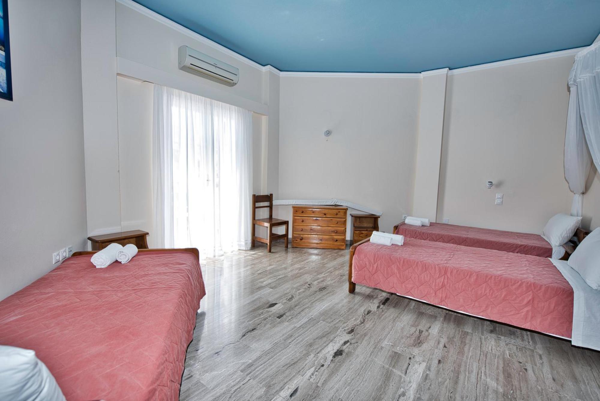 Villa Nikos Karamolegkos Kamari Dış mekan fotoğraf